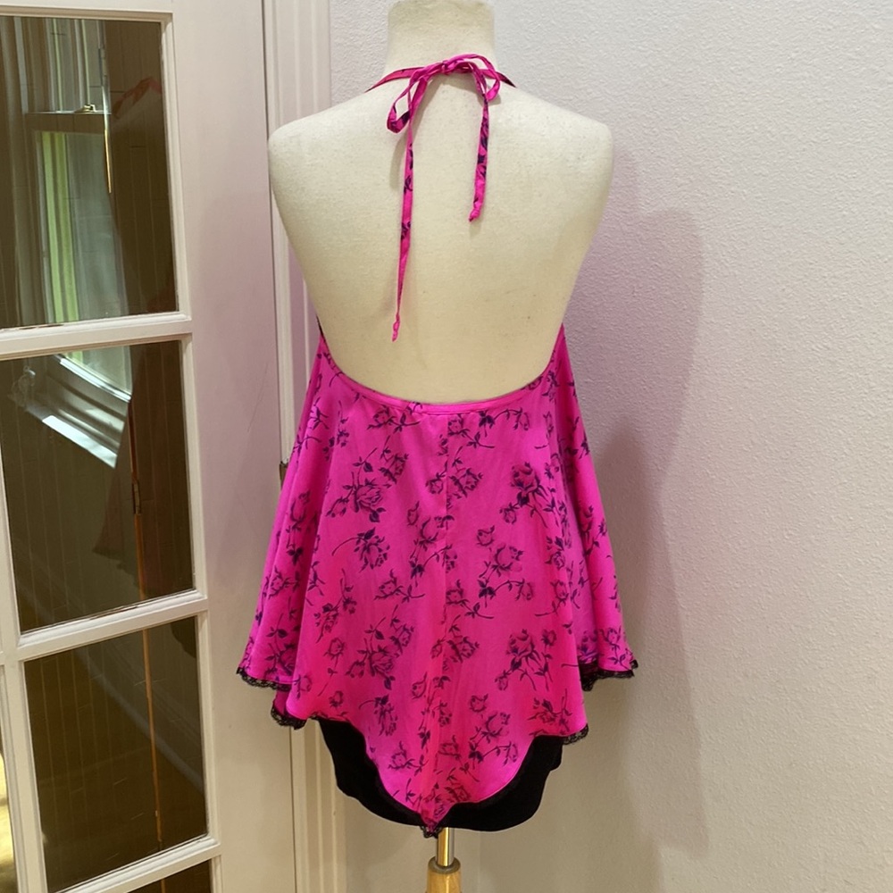 Vintage ULTRA 90s ๐ค๐ RARE Ultra Betsey Johnson Hot Pink Silk Top, Size Medium - Picture 3 of 7